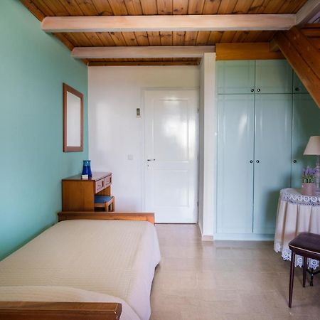 Vasilikos Garden Suites ภายนอก รูปภาพ