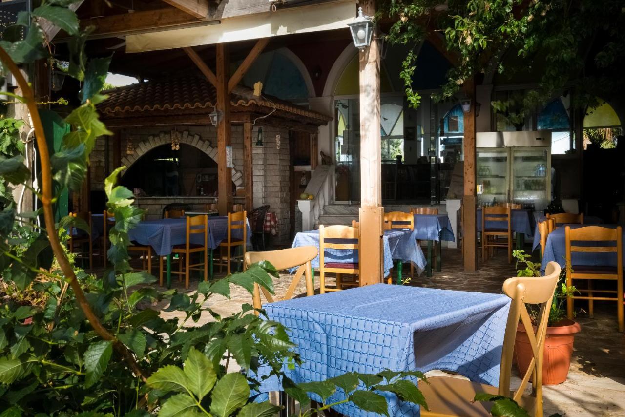 Vasilikos Garden Suites ภายนอก รูปภาพ